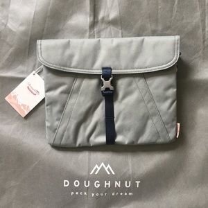 Doughnut Official “Mailer” Crossbody in Light Grey